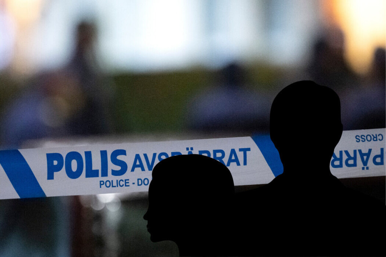 Fängelse i sju år och sex månader samt utvisning blev påföljden för den 21-åring som tillsammans med tre kumpaner överföll en man i Malmö i juni förra året.