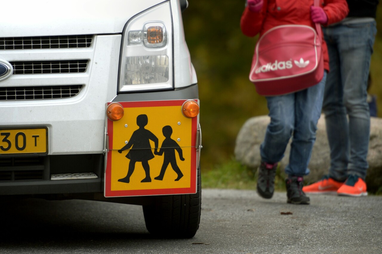 Linköpings kommun kräver att det är minst 4 000 meter mellan elevens hem och skola för att bevilja skolskjuts. 3 998 meter duger inte. Arkivbild.